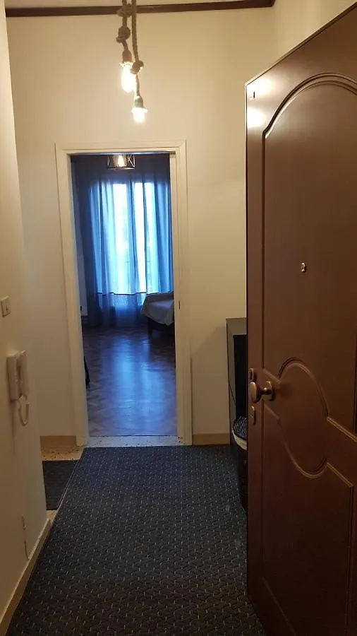 Gina'S Apartment Θεσσαλονίκη 0*,